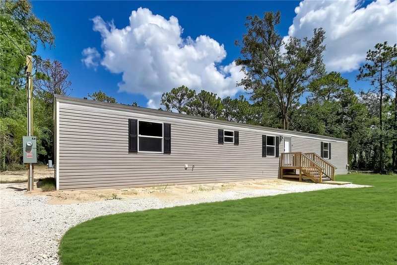 3 bedroom home at 549 W Kahns Lane, Lecanto, Lecanto — photo 1