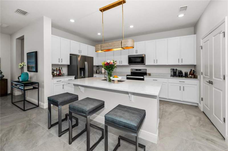 3 bedroom Single Family Residence at 12485 Achasta Boulevard, Legends Pointe Ph 1, Hudson — photo 3