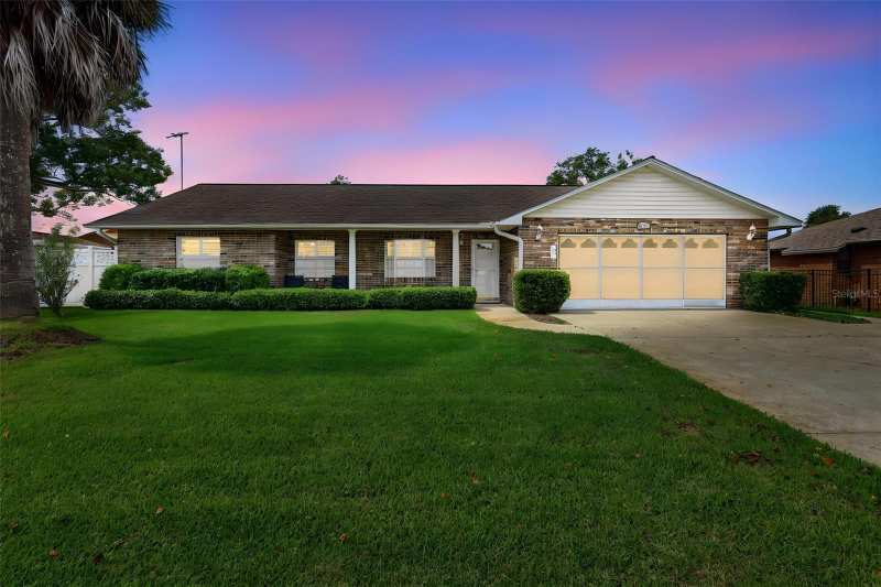 3 bedroom Single Family Residence at 114 Springwood Drive, Pine Lake, Daytona Beach — photo 1