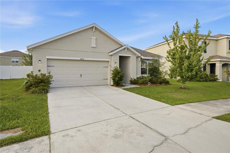 3 bedroom Single Family Residence at 36250 JENNY LYNNE DRIVE, ZEPHYR RIDGE, ZEPHYRHILLS — photo 4