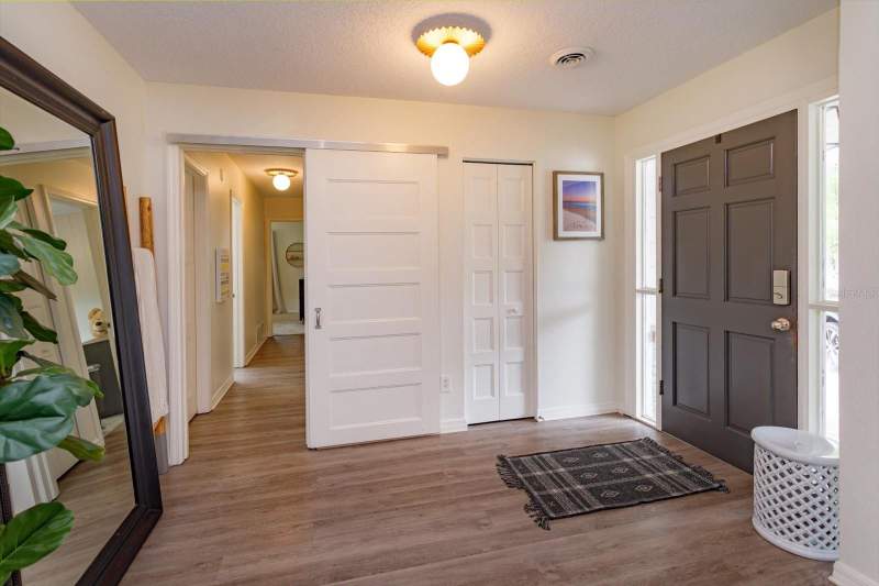4 bedroom Single Family Residence at 2322 Woodcrest Drive, Kenilworth Estates 1st Add, Winter Park — photo 3