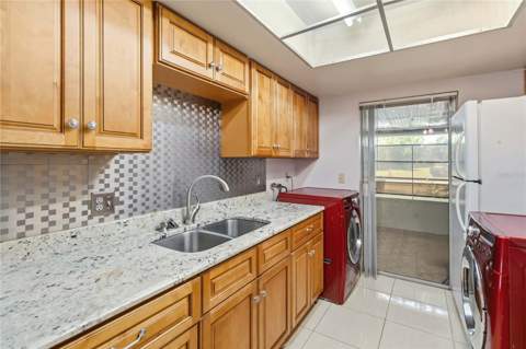 74 S Marbrisa Way, Kissimmee FL - photo 10 of 24