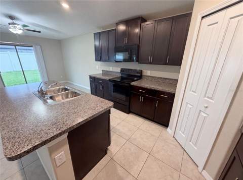 39693 Harvest Creek Lane, Zephyrhills FL - photo 7 of 34