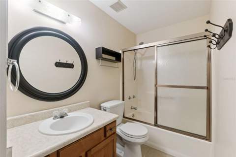 12418 Orangewood Circle, Tavares FL - photo 17 of 33