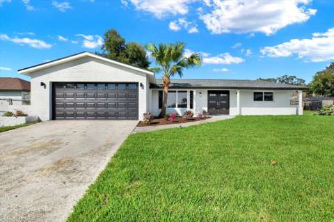 720 Sailfish Drive, pool for sale in Brandon
