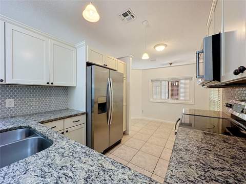 1047 Kelly Creek Circle, Oviedo FL - photo 12 of 59