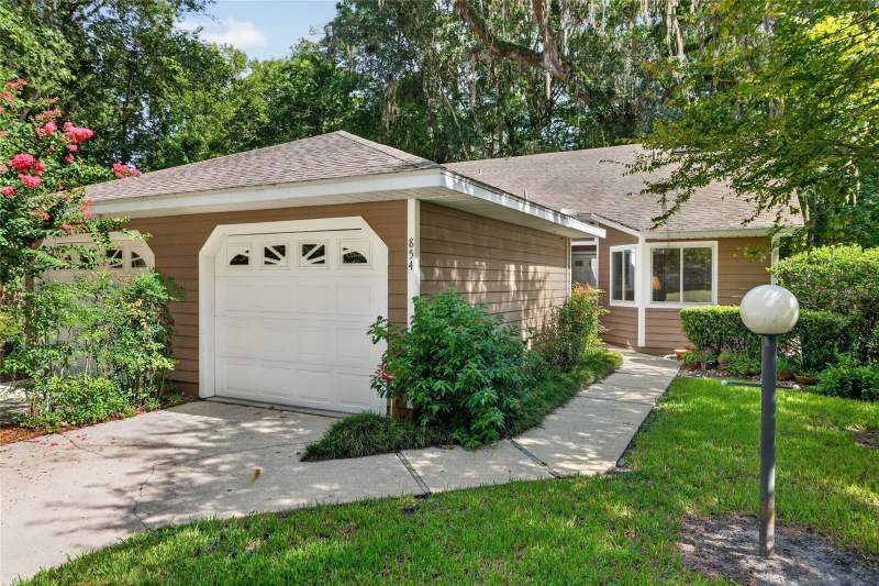 2 bedroom Single Family Residence at 854 SW 51st Way, Vintage View Ph II, Gainesville — photo 4