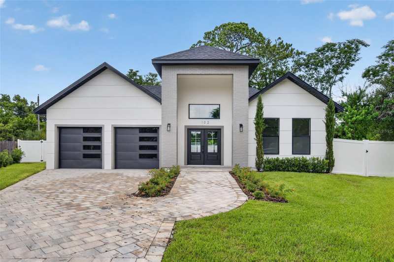 4 bedroom Single Family Residence at 102 Bell Place, Eastgate Sub, Winter Park — photo 1