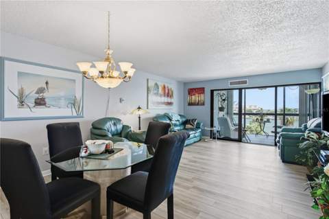 800 S Gulfview Boulevard #403, Clearwater Beach FL - photo 7 of 54