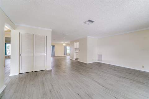 3459 Mainlands Boulevard, Pinellas Park FL - photo 12 of 65