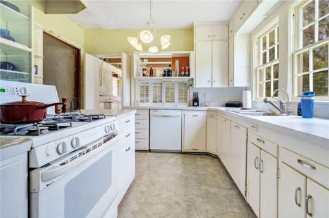 2052 Carolina Avenue, Gotha FL - photo 17 of 75