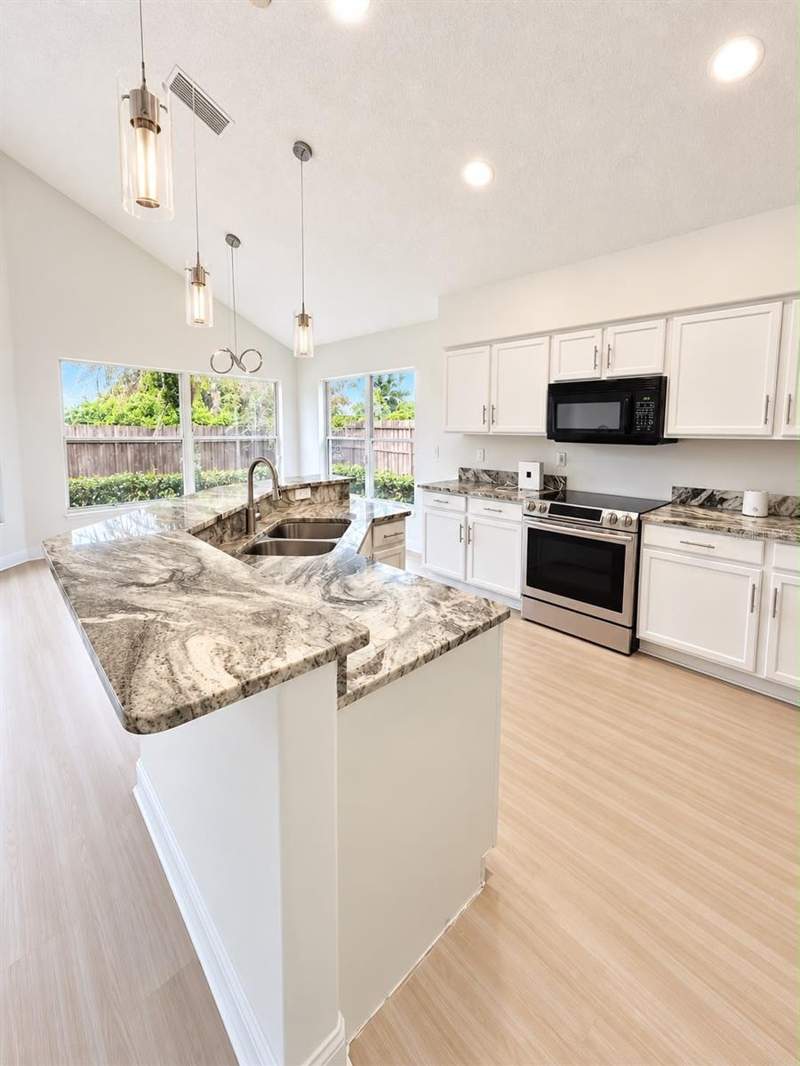 4 bedroom Single Family Residence at 2141 Falkner Road, Winfield, Maitland — photo 4