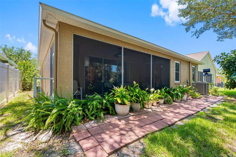 3 bedroom Single Family Residence at 5335 Clover Mist Drive, Braemar, Apollo Beach — photo 3