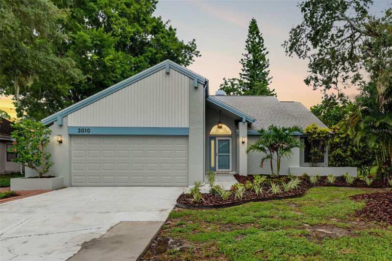 3 bedroom Single Family Residence at 3010 Longbrooke Way, Longbrooke Sub Unit Two, Clearwater — photo 1