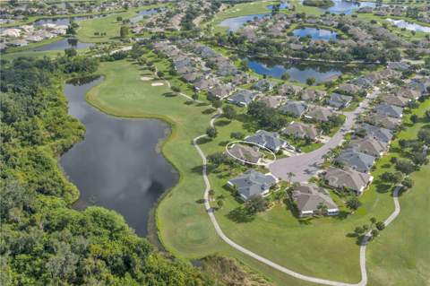 2451 Sifield Greens Way, Sun City Center FL - photo 6 of 32