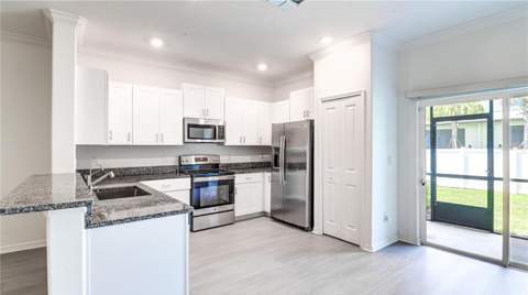 36427 Garden Wall Way, Zephyrhills FL - photo 14 of 63