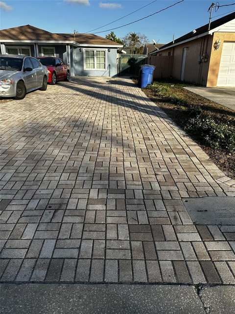 6913 Blossom Avenue, home for sale in Tampa 33614