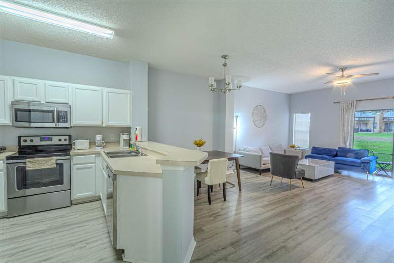 3 bedroom Townhouse at 8502 Crystal Cove Loop, Emerald Island Residence Ph 2, Kissimmee — photo 2