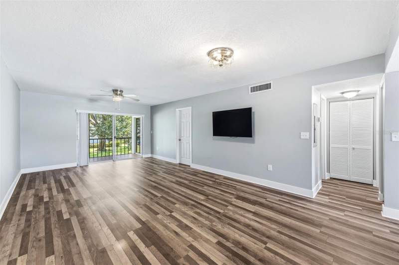 2 bedroom Condominium at 126 Cypress Court #26, East Lake Woodlands Cypress Estates, Oldsmar — photo 2