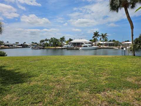 1028 Apollo Beach Boulevard #19, home for sale in Apollo Beach 33572