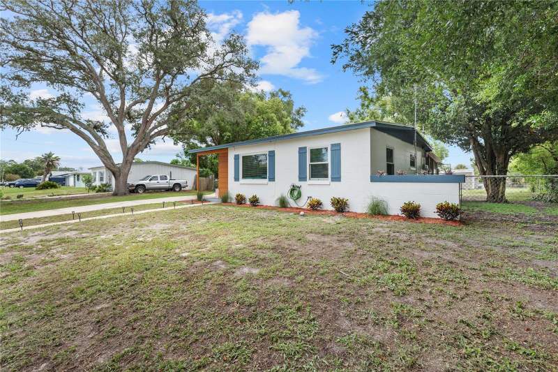 3 bedroom Single Family Residence at 215 Abbeyville Street, Deltona Lakes Unit 06, Deltona — photo 3