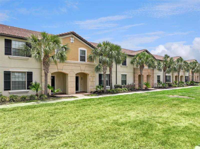 5 bedroom Townhouse at 1909 Majorca Drive, Windsor At Westside, Kissimmee — photo 2
