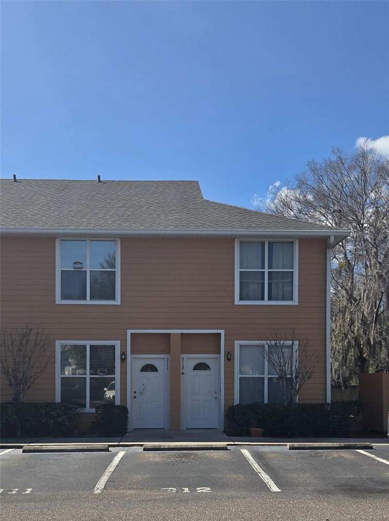 2 bedroom Condominium at 3970 SW 20th Avenue #912, Kensington Park, Gainesville — photo 1
