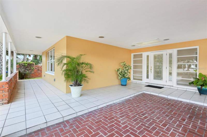 3 bedroom Single Family Residence at 941 Gulf Boulevard, Belleair Beach Yacht Club Estates, Belleair Beach — photo 4