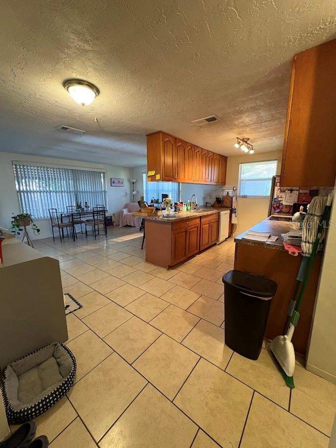 2 bedroom Single Family Residence at 8220 Fox Hollow Drive, The Lakes, Port Richey — photo 3