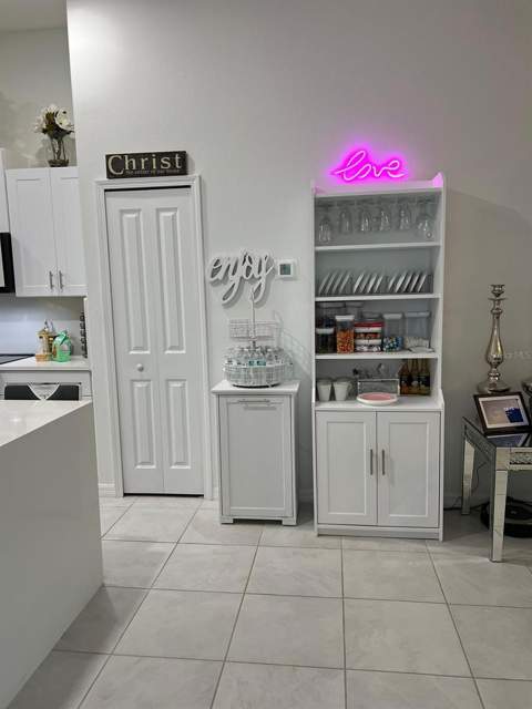 7111 Amelia Cove Court, Sun City Center FL - photo 10 of 33