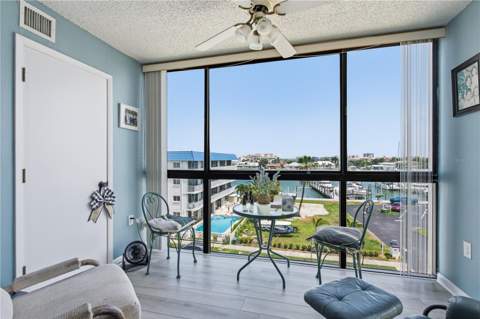 800 S Gulfview Boulevard #403, Clearwater Beach FL - photo 12 of 54