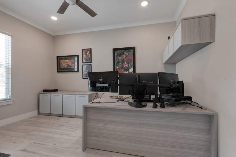 4 bedroom Single Family Residence at 25962 High Hampton Circle, Heathrow Country Estate, Sorrento — photo 3