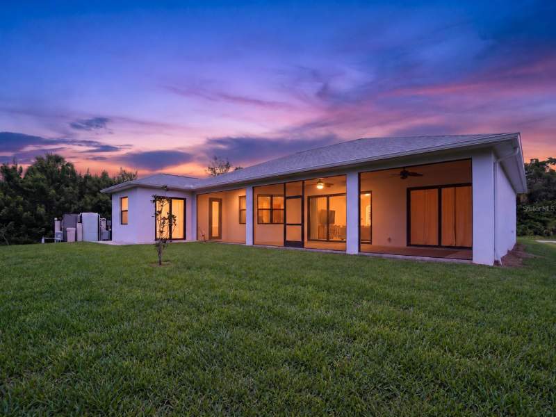 3 bedroom Single Family Residence at 16435 Strauss Avenue, Port Charlotte Sec 030, Port Charlotte — photo 4