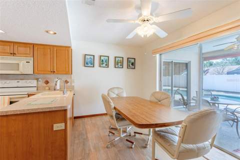 8830 Aspen Avenue, Orlando FL - photo 9 of 30
