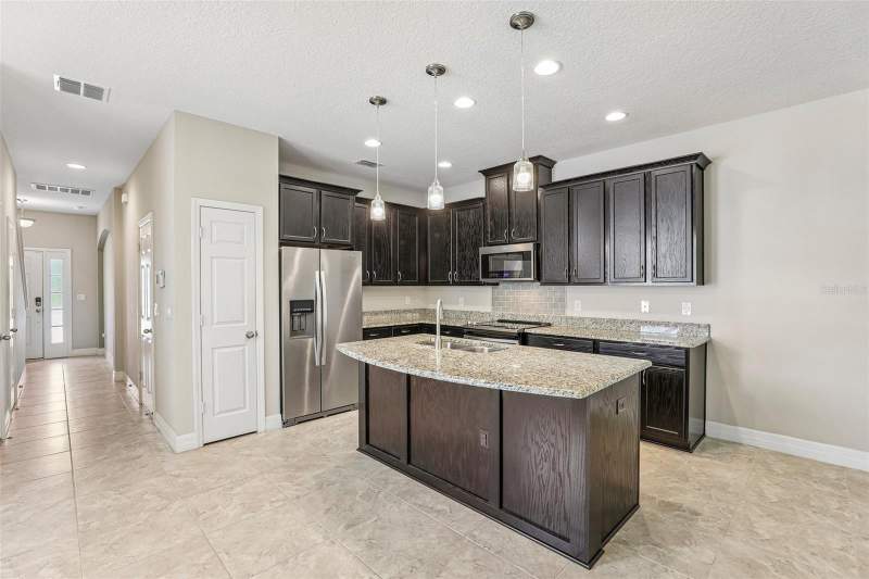 3 bedroom Townhouse at 198 Mitchell Creek Way, Mitchell Creek, Oviedo — photo 3