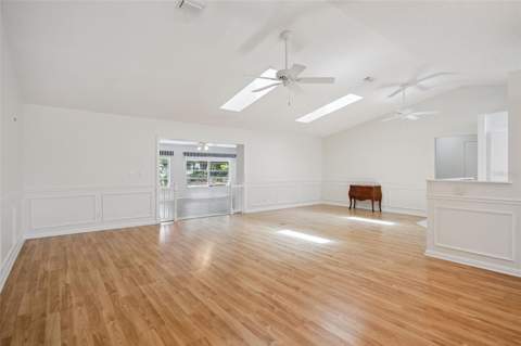 25904 Newcombe Circle, Leesburg FL - photo 11 of 86