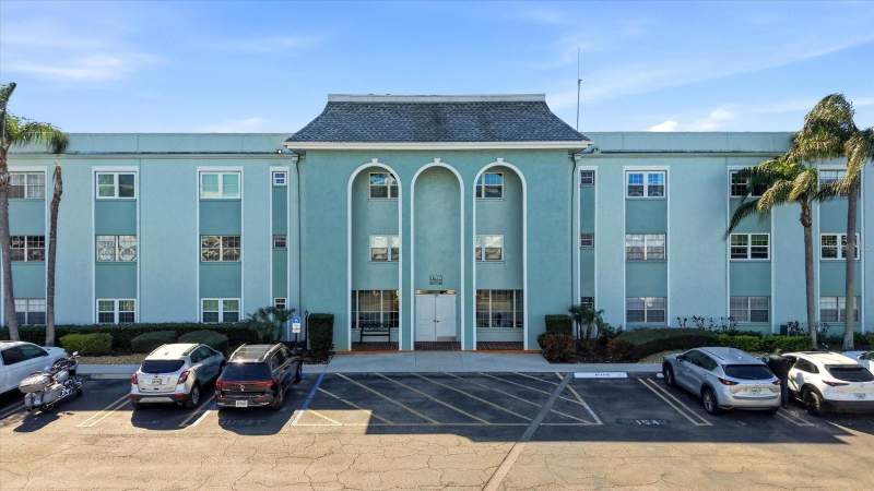 2 bedroom Condominium at 1706 Belleair Forest Drive #128, Belleair Forest, Belleair — photo 3