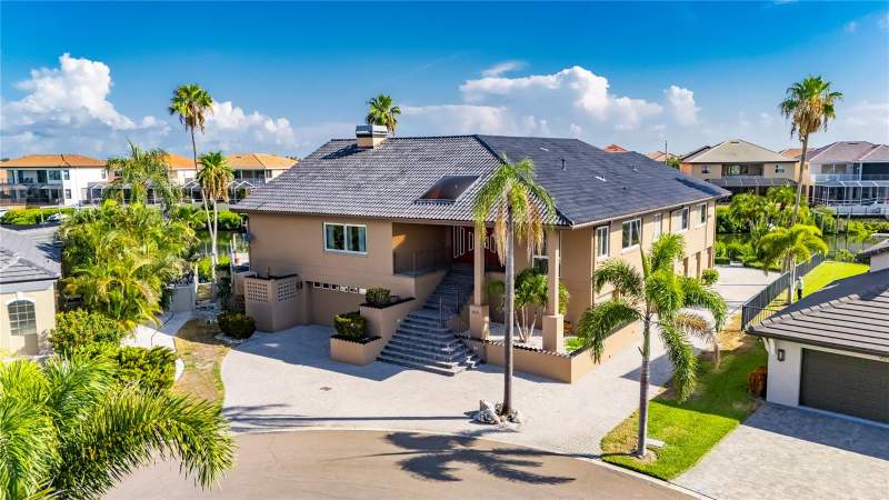4 bedroom Single Family Residence at 903 Capriccio Lane, Symphony Isles Unit Two, Apollo Beach — photo 4