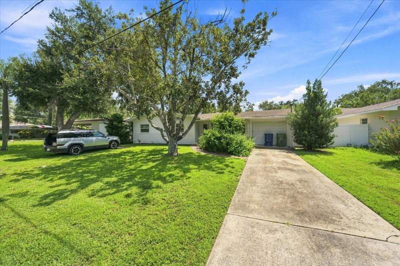 3 bedroom Single Family Residence at 3004 W Marlin Avenue, Asbury Park, Tampa — photo 3