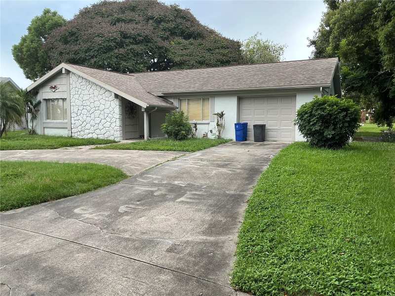2 bedroom Single Family Residence at 3900 Edgemont Drive, Beacon Square, New Port Richey — photo 1