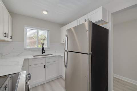 4550 Overlook Drive #155, St Petersburg FL - photo 14 of 46