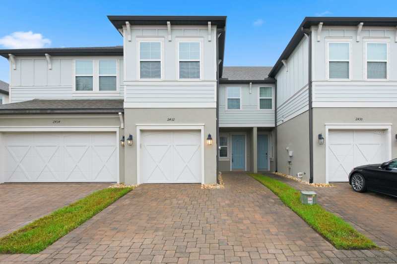 3 bedroom Single Family Residence at 2432 Foggy Creek Circle, Towns At Belleair Grove, Clearwater — photo 1