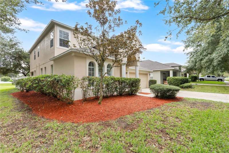 5 bedroom Single Family Residence at 2541 PEEKSKILL ROAD, CROSBY CROSSINGS, VALRICO — photo 3