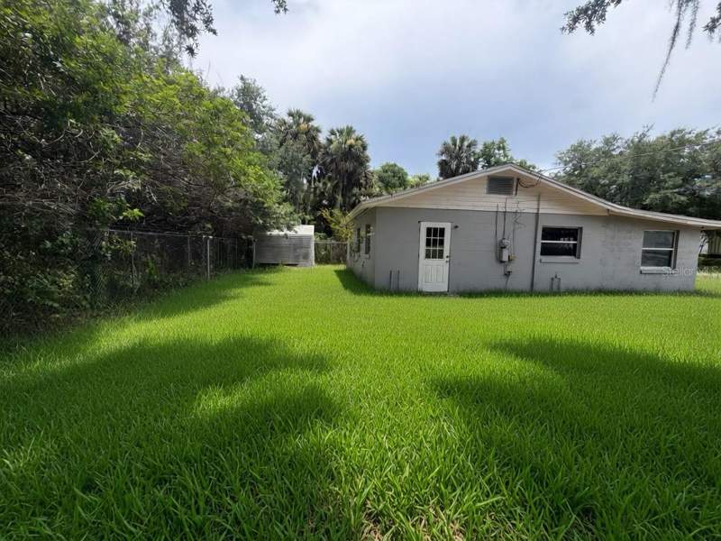 2 bedroom Single Family Residence at 3312 W 5th Street, Smiths M M, Sanford — photo 4