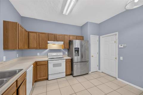 9831 Blue Palm Way, Tampa FL - photo 6 of 6
