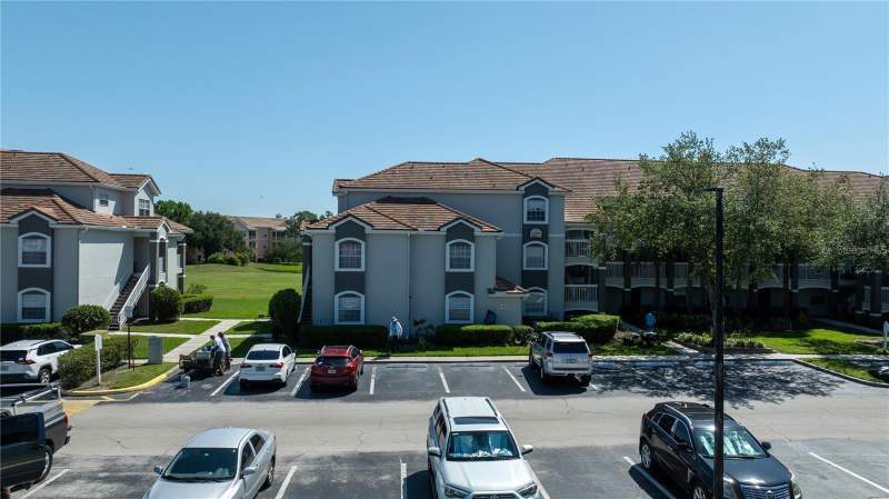 14049 FAIRWAY ISLAND DRIVE #122 home for sale in Audubon Villas Hunters Creek