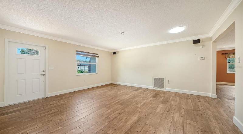 2 bedroom Single Family Residence at 4090 Groveland Avenue, Grove Park, Sarasota — photo 4
