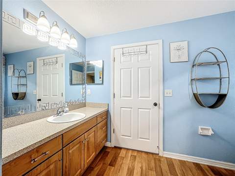 11112 Hidden Breeze Drive, Wimauma FL - photo 10 of 41