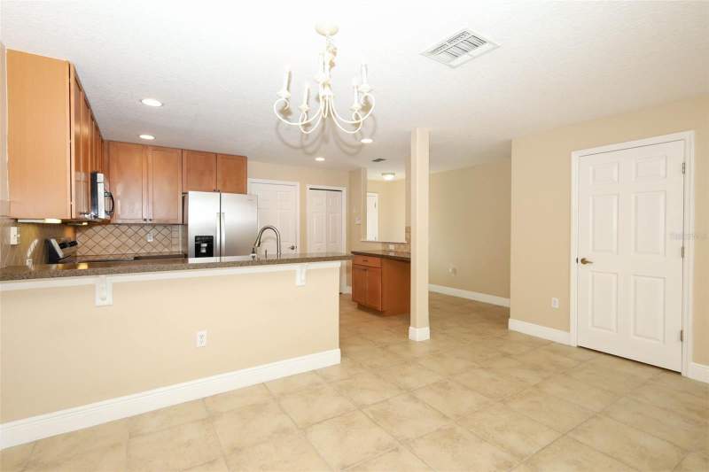 3 bedroom Townhouse at 162 CONSTITUTION WAY, HERITAGE PARK TWNHMS, WINTER SPRINGS — photo 5