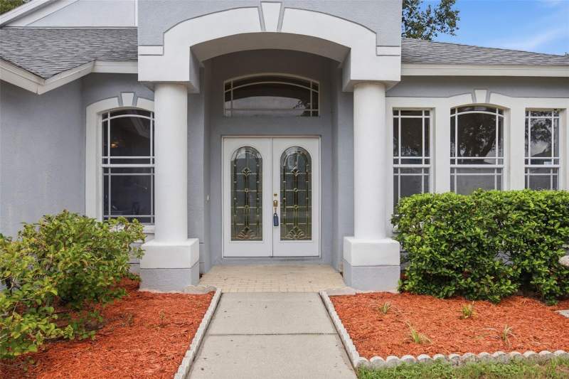 5 bedroom Single Family Residence at 4634 River Overlook Drive, River Crossing Estates Ph 4, Valrico — photo 2